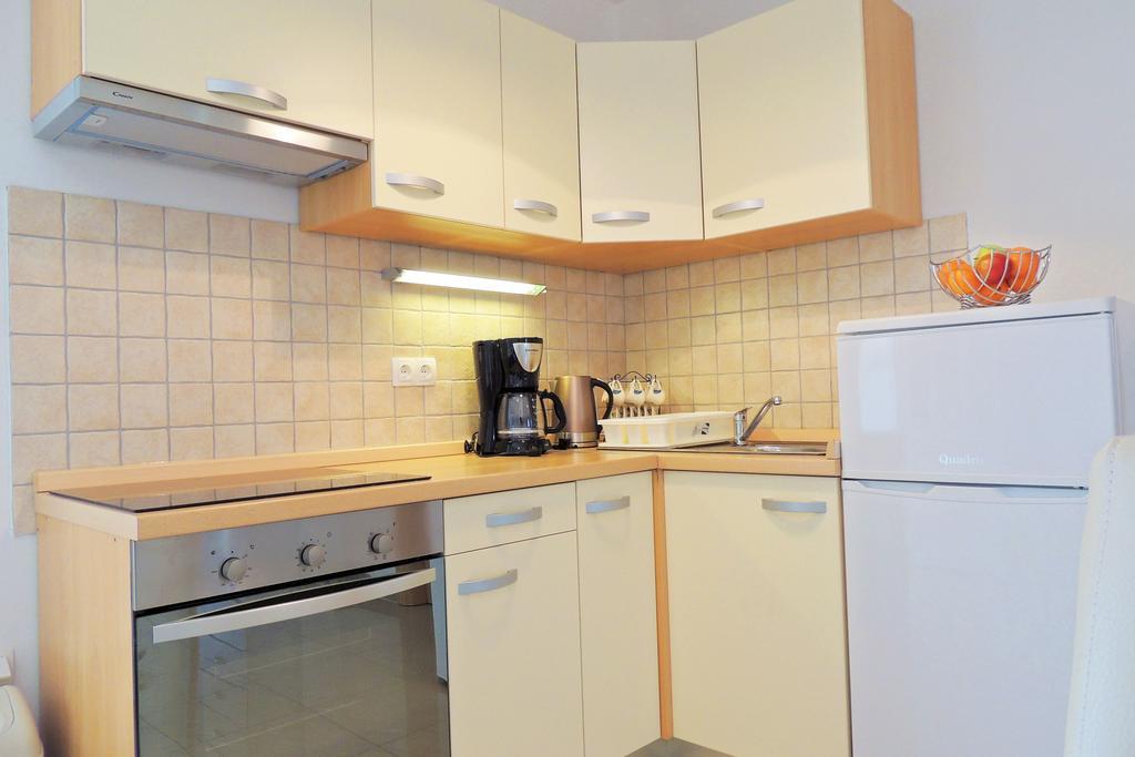 Private Accommodation Kirincic Vrh  Exterior photo